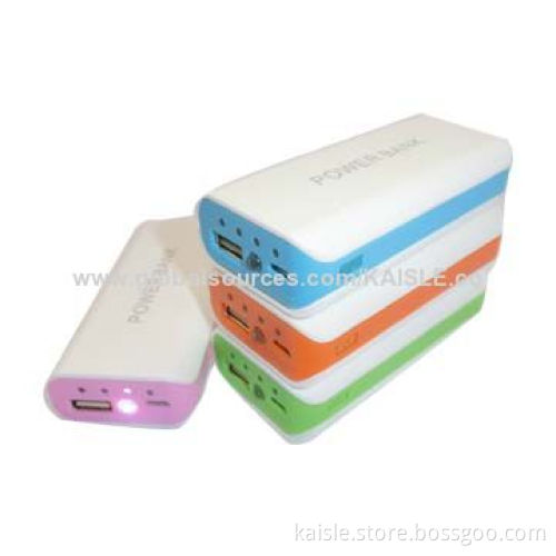 Power Banks/Supplier, 4,800mAh Capacity, Made of Plastic, 18650 Battery